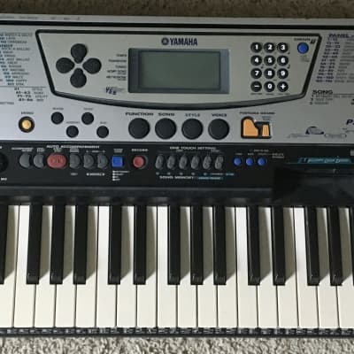 YAMAHA ヤマハ PSR-340 PORTATONE Yamaha PSR-340 Portatone Electronic Keyboard with Music