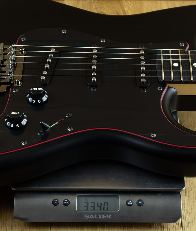 Fender Japan Limited Hybrid II Strat, Noir JD23004425 | Reverb