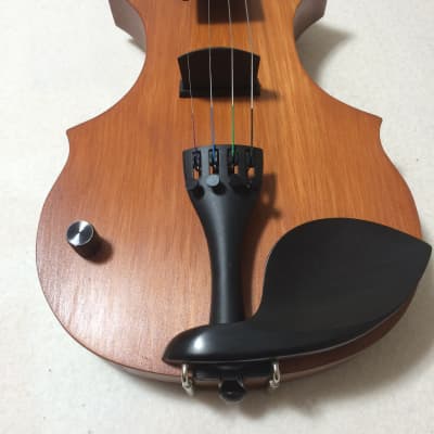 Fretted violin. Left hand model. image 2