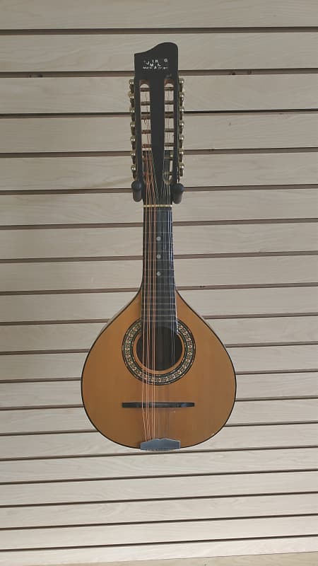 14 on sale string instrument