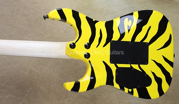 Jackson Pro Series DK2M Dinky Limited Run Yellow Tiger
