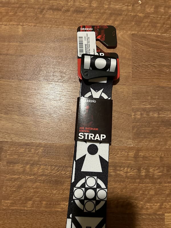 D'Addario Joe Satriani Swivel Guitar Strap Crosses 2 in. 2020s - Black & White image 1