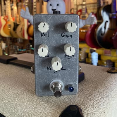 Zoom UF-01 Ultra-Fuzz (Vintage Fuzz Factory | Reverb Zoom UF-01 Ultra-Fuzz (Vintage Fuzz Factory | Reverb