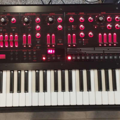 Roland Jd-Xa Analog/Digital Crossover Synthesizer