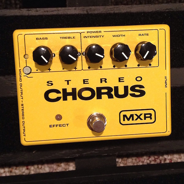 MXR M137 Stereo Chorus | Reverb