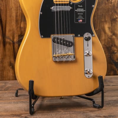 Fender American Professional II Telecaster, Maple Fingerboard, Butterscotch  Blonde | Reverb