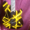 EVH Wolfgang Special 2017 Black and yellow stripe/WITH HS CASE
