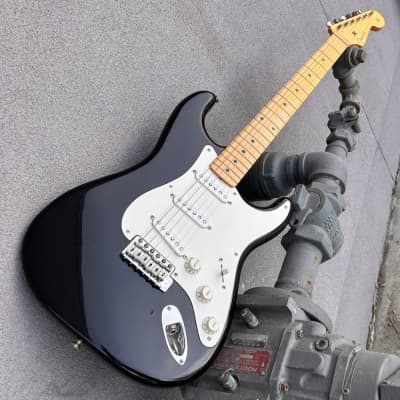 2001 Fender Custom Shop 56 NOS Stratocaster Black w/Case image 2