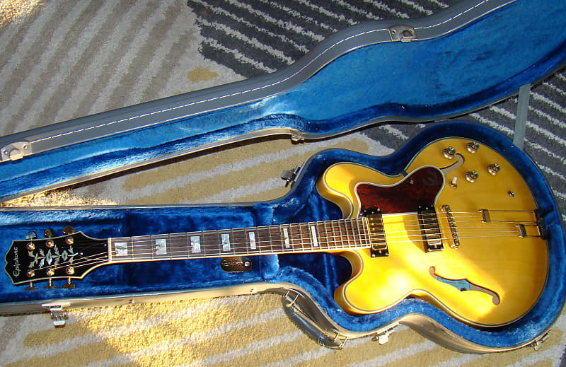 Epiphone 50th Anniversary 1962 Sheraton E212T Reissue - Limited Edition!!  (Gibson Mini-Humbuckers)