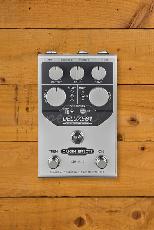 Origin Effects Modulation Pedals | DELUXE61 Amp Tremolo & Drive