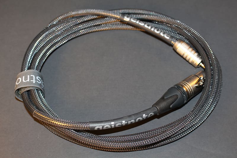 Planet Waves Classic Series microphone cable, XLR-to-1/4-inch 25