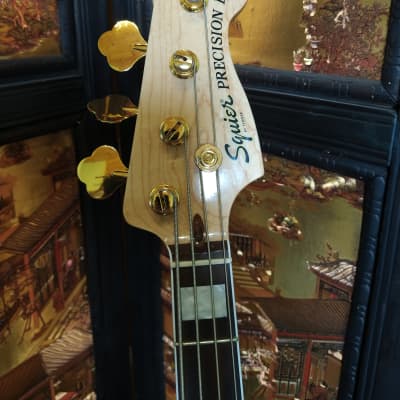 Squier 40th Anniversary Gold Edition Precision Bass 2022 - Present - Black image 4