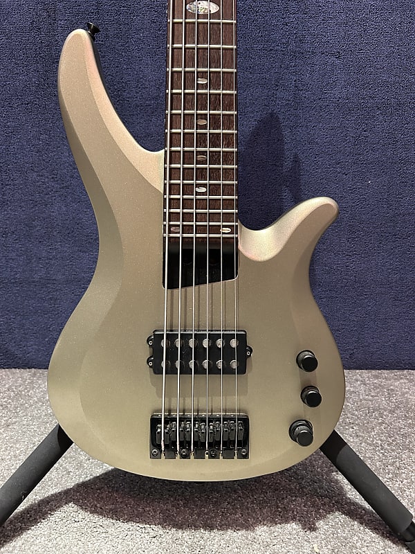 Gorgeous Yamaha RBX 6 JM2 John Myung (Dream Theater) Signature 6-string  bass Inca Silver w/ HSC FREE USA SHIPPING