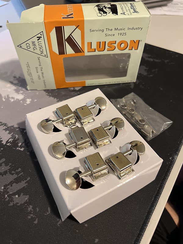 Kluson Deluxe Tuners 6 In Line SD9105MNU Nickel Reverb