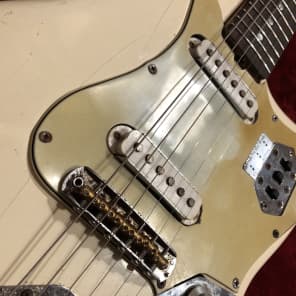 c.1965-1967 ELK Deluxe Chaki Fender Jaguar Style Off Set