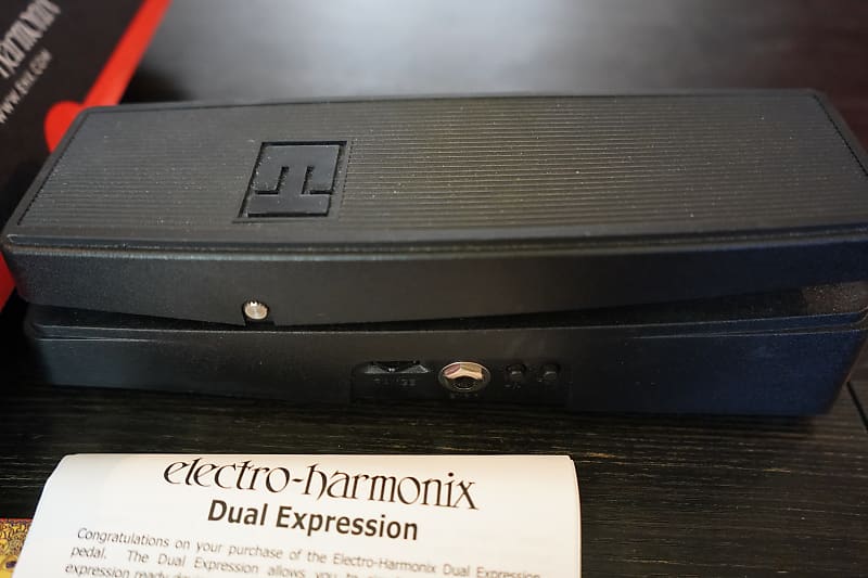 Electro-Harmonix Dual Expression