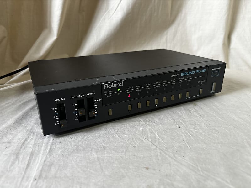 MATRIXSYNTH: Roland EM-101 Sound Plus Vintage Analog Sound