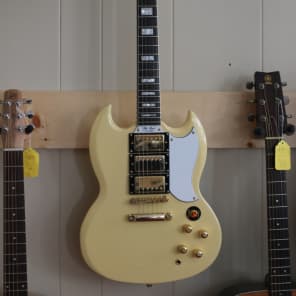 Epiphone G-400 1961 Les Paul SG Custom 2004 Vintage White | Reverb