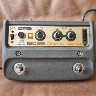 BOSS CE-1 Chorus Ensemble 1980 Vintage Guitar Effects Pedal