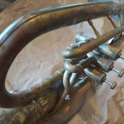 Conn brass baritone horn, USA, Fair condition, with mouthpiece image 11