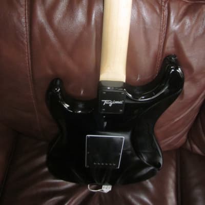 Tagima TG 500 "S" Style Black Electric Guitar TG-500-BK-DF/BK w/ FREE Musedo T-2 Tuner! image 7