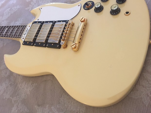 Epiphone SG Custom 3 Pickup White/Gold