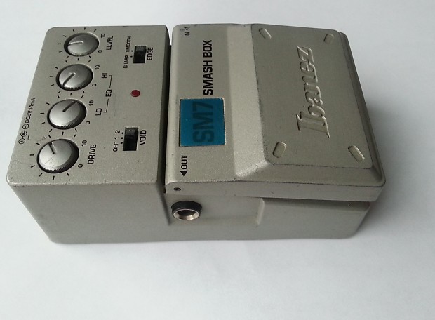 ibanez SM7 Smash Box with wampler mods has built in noise gate silver