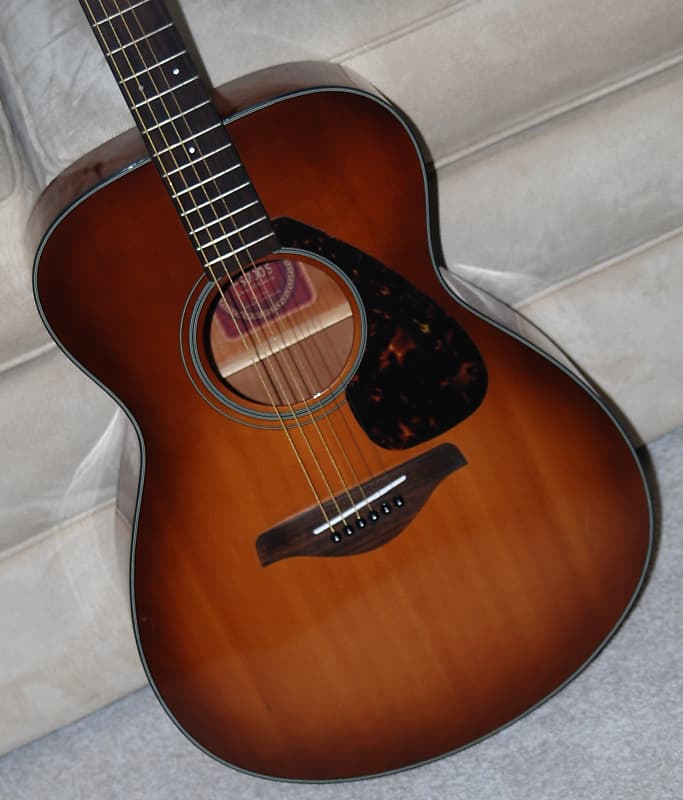 Yamaha FS-700s SDB - Sand Brust | Reverb