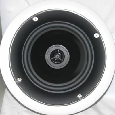 On Q Home Value Line 6.5" In Ceiling Speakers - Pair 364764-02 - New / Open Box image 3