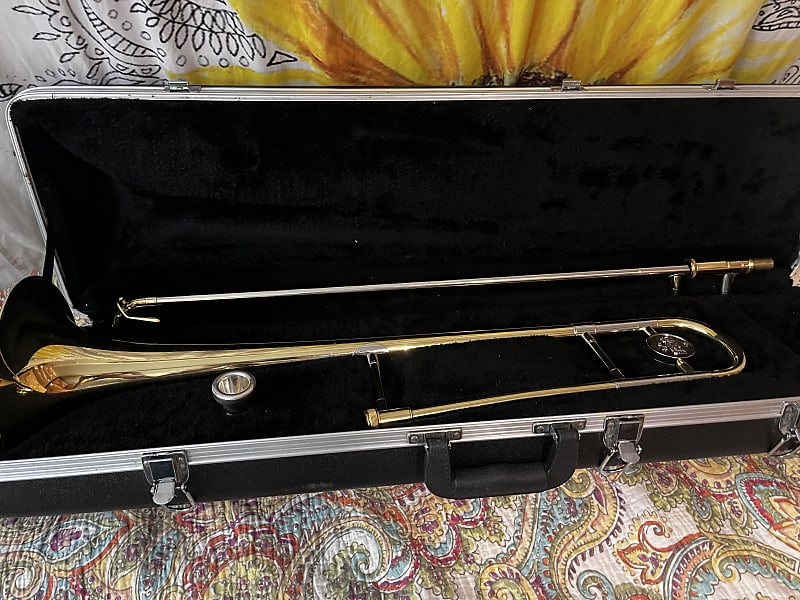 Eastman ETB221 Trombone w Case Reverb