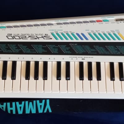 Yamaha SH-200 Keytar 1988 - White