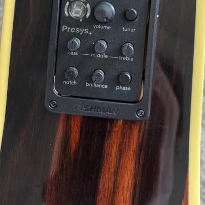 D'Angelico DAED500VSB2GP Bowery Dreadnought CE 6 String Guitar -Vintage Sunburst image 6