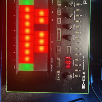 TB-3 AIRA Series Touch Bassline 動作品 Roland AIRA TB-3 Touch Bass Synthesizer Bassline Black Green