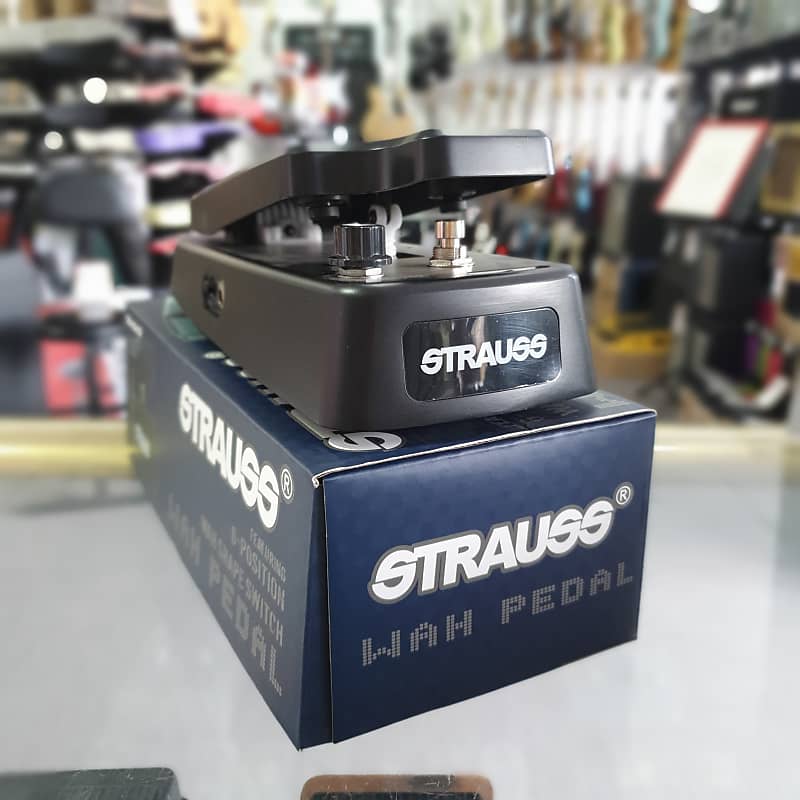 Strauss SSWWAH6P Wah Guitar Effect Pedal with 6 Position Reverb