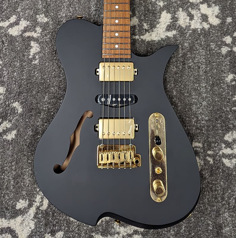 Vola Guitars Vasti KJM Matte black - USA Custom Shop