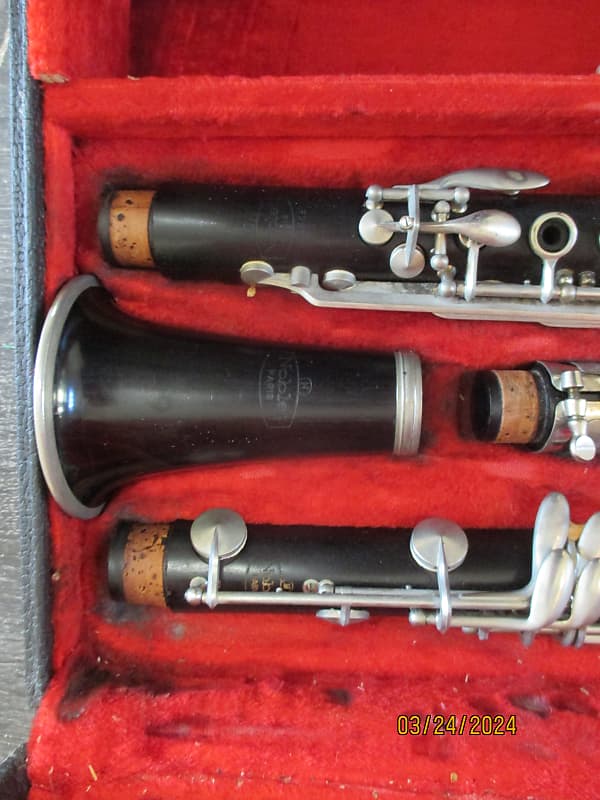 Noblet Paris WOOD Clarinet. Made in France