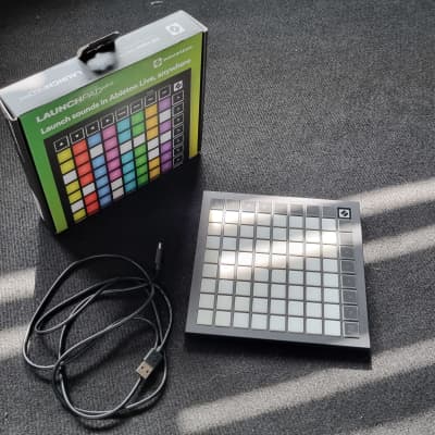 Novation Launchpad Mini MKIII Pad Controller 2019 - Present - Black
