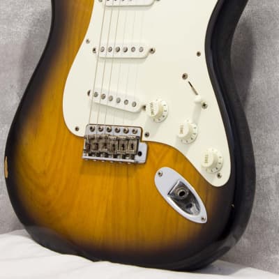 Fender 40th Anniversary American Vintage '54 Stratocaster Sunburst 1994 image 2
