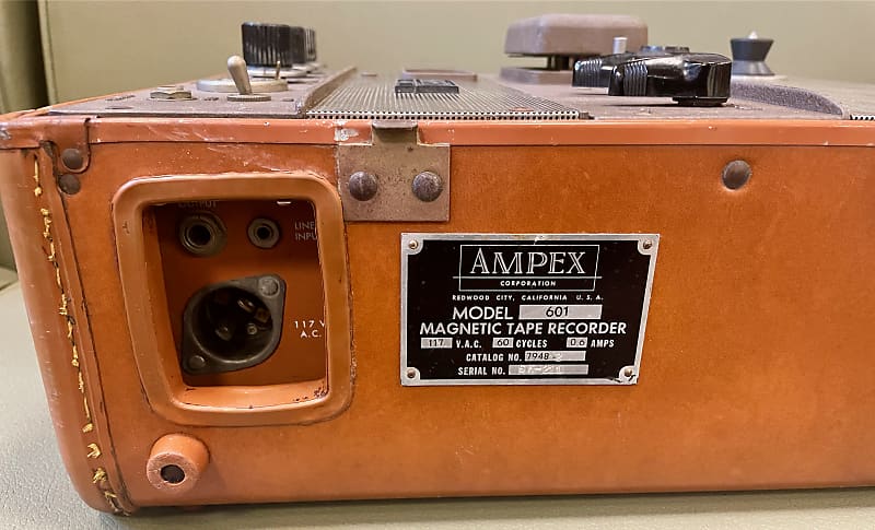 AMPEX MODEL 600 Reel-to-Reel Tape Recorder & Model 620 Speaker