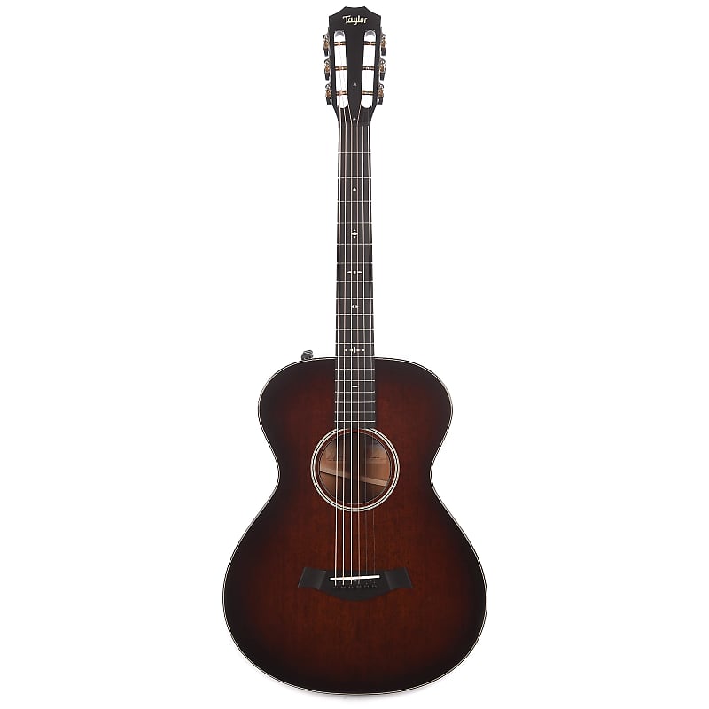 Taylor 522e 12-Fret with V-Class Bracing