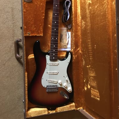 American vintage 62 deals stratocaster