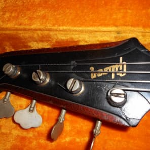 Gibson  thunderbird bass IV 1963 original finish 1963 image 6