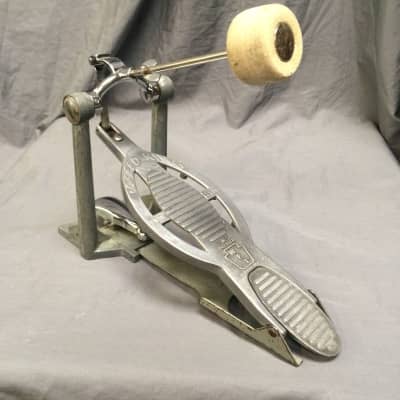 WFL No. 201 Speed King Bass Drum Pedal 1951 - 1958