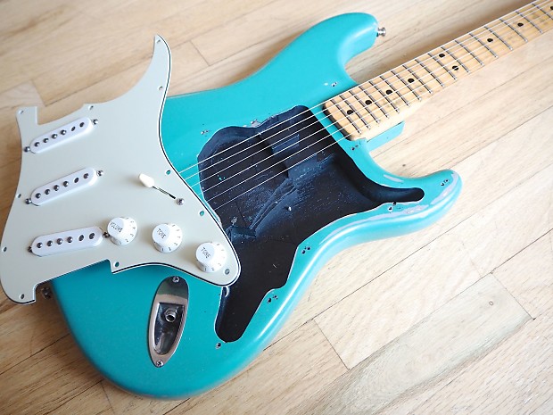 1979 Fender Stratocaster Vintage Electric Guitar Custom Shop