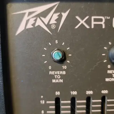Peavey XR 600C Powered Mixer Amp image 4