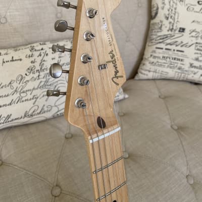 Fender Classic Player '50s Stratocaster Sunburst image 4