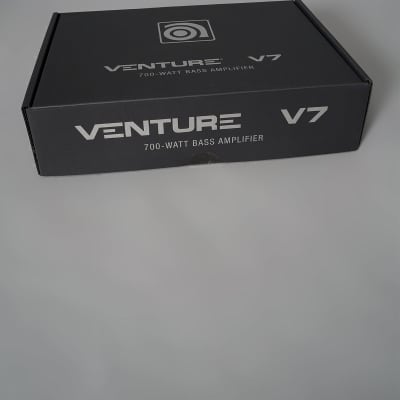 Ampeg Venture V7 700-Watt Bass Amp Head image 3