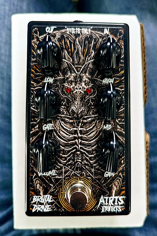 Airis Effects Brutal Drive V3 Early 2020s Black Reverb