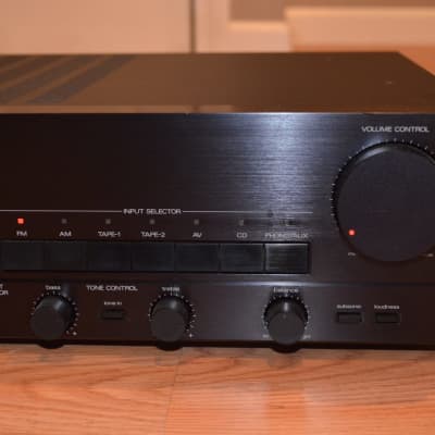 Luxman R-114 Stereo Receiver image 3