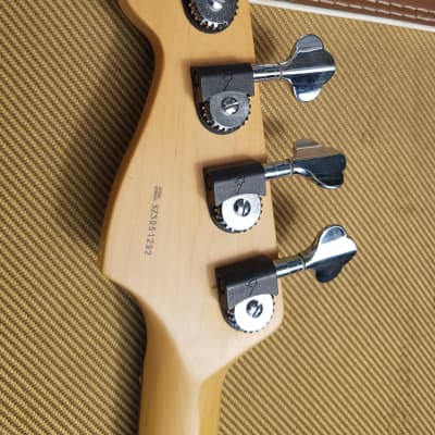 Fender Stu Hamm Artist Series Signature Urge II Bass 1999 - 2007 - Bright Sapphire Metallic image 5